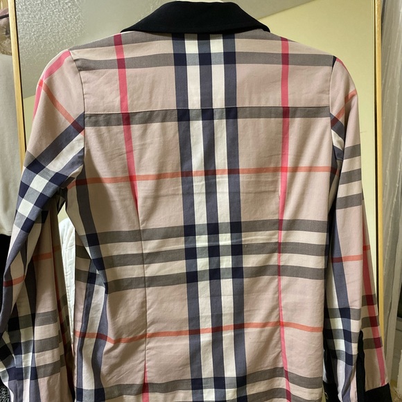 Burberry dress shirt plaid luxury button up cute preppy shirt top iconic - Picture 2 of 4